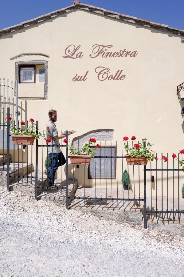 La Finestra Sul Colle Bed & Breakfast Parrana San Martino Exterior photo